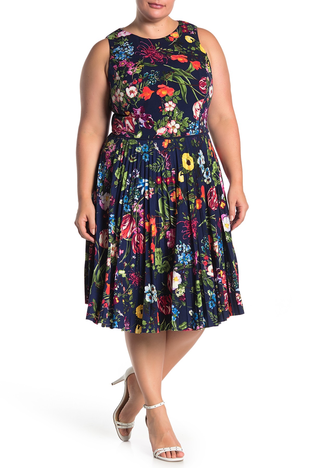17 Best Slimming Dresses