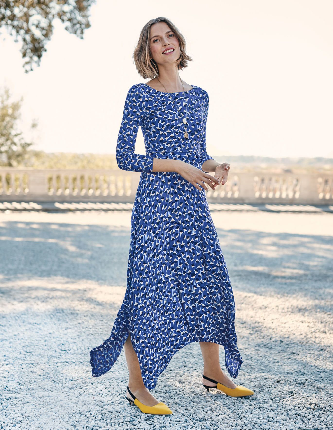 国内発| EMILIA WICKSTEAD Blue Bouquet タフタ ミディドレス 国内発| EMILIA WICKSTEAD Blue Bouquet タフタ ミディドレス