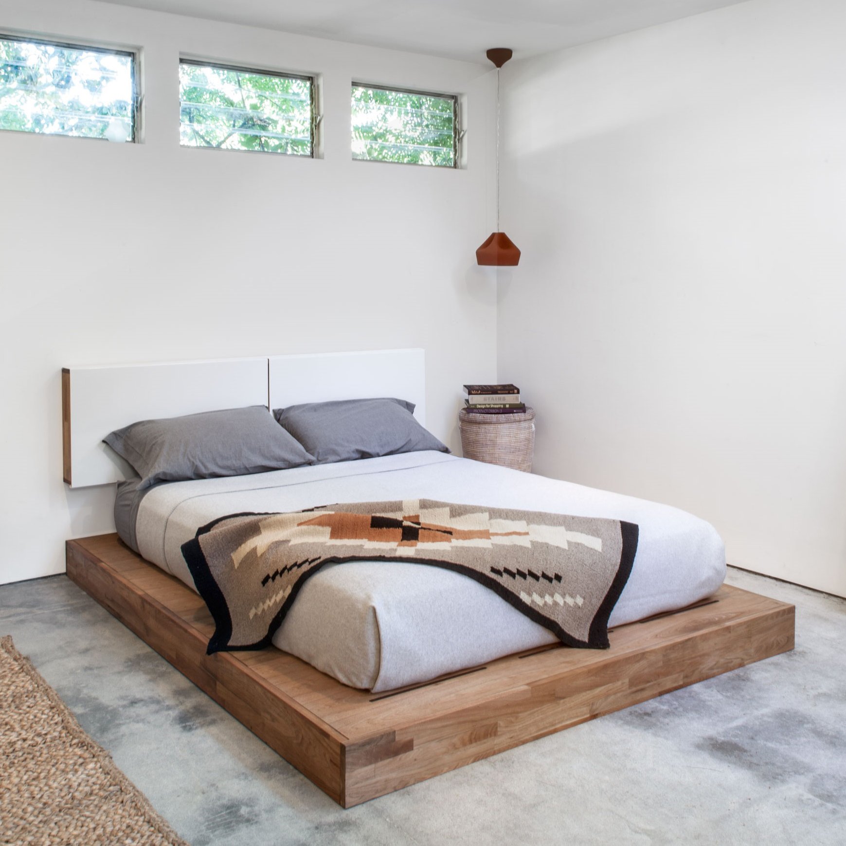 10 Best Pallet Beds - DIY Bed Pallet Frames, image size:1739x1739