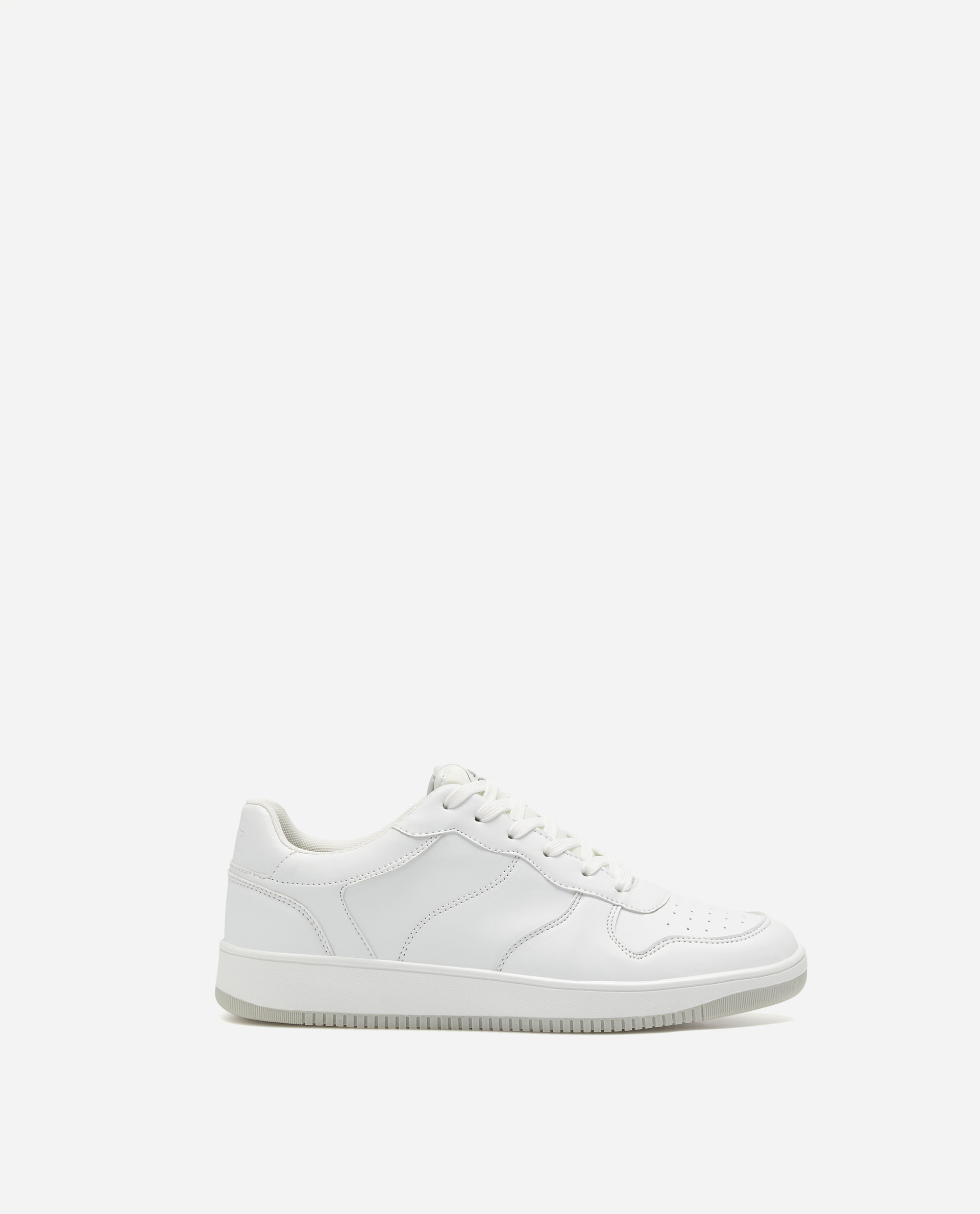 Diez zapatillas de hombre de menos de 50€ de Zara, Mango o Asos - Main Image