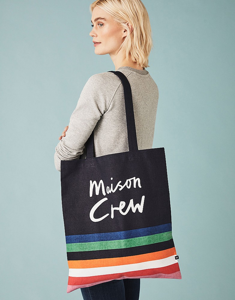 Mike and Zara Tindall clap for the NHS outside their home