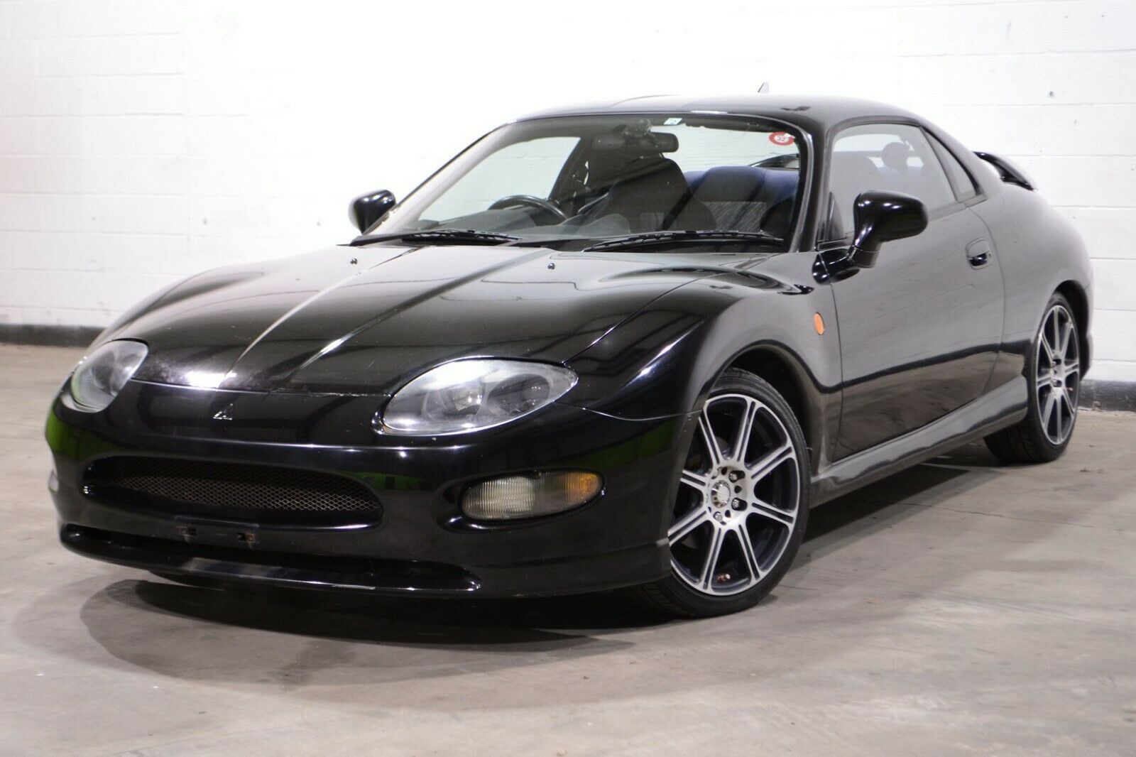 The Mitsubishi FTO GPX Is a 2.0-Liter V-6 JDM Oddity The Mitsubishi FTO GPX Is a 2.0-Liter V-6 JDM Oddity