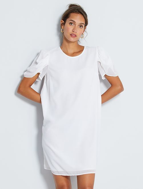 15 idee per indossare un vestito bianco questa estate