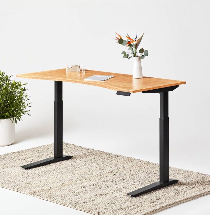 9 Best Standing Desks for Home Office and WFH 2022