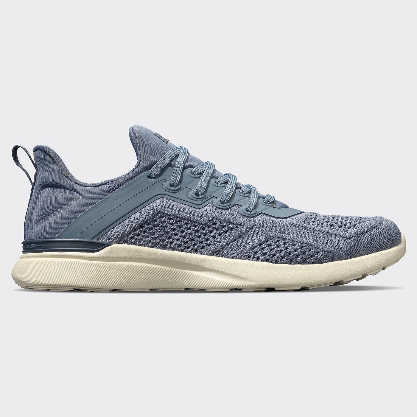 APL TechLoom Tracer Sneaker Review display picture 2