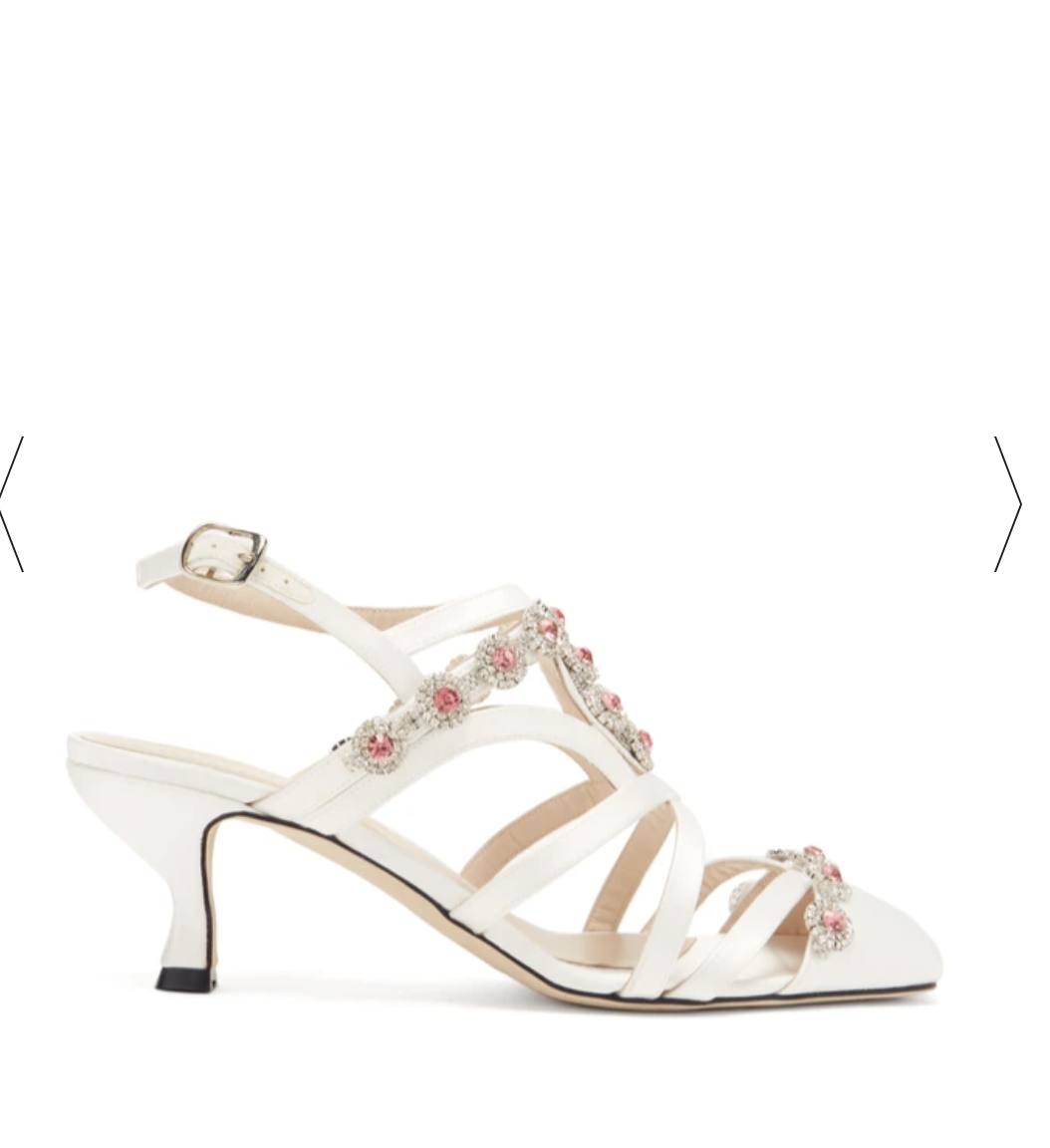 22 Beach Wedding Shoes - These Are the Best Bridal Shoes for Your Beach  Wedding