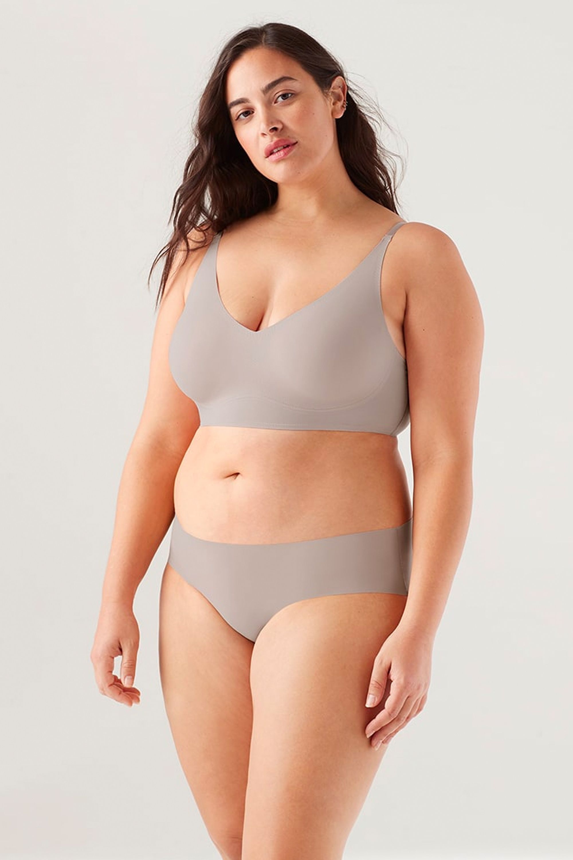 25 Best Bras for Big Boobs 2024