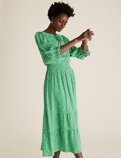 holly willoughby floral maxi dress Holly Willoughby is pretty in pink floral maxi dress from M&S
