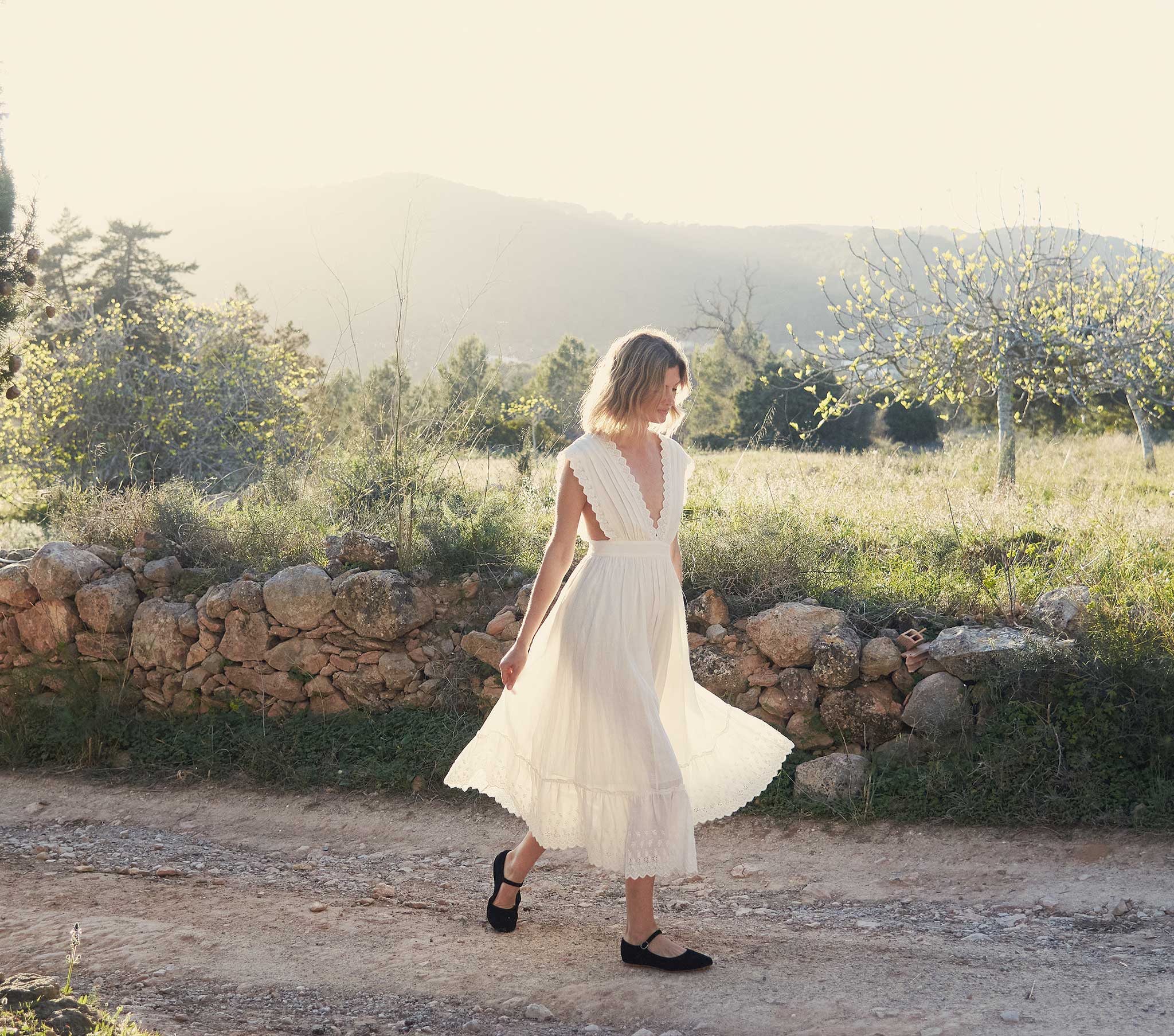 19 Stylish Summer Dresses 2021 - Pretty Dresses to Wear This Summer
