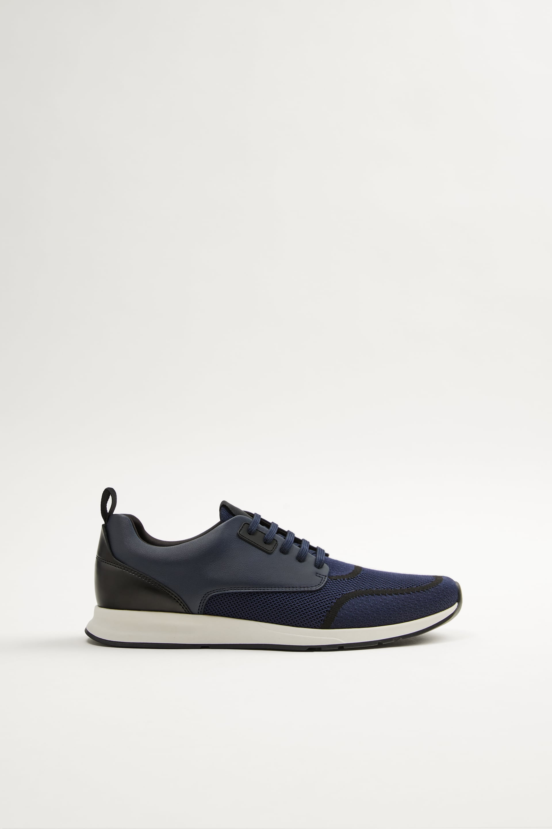 Rebajas en Zara: zapatillas de running por menos de 20 euros