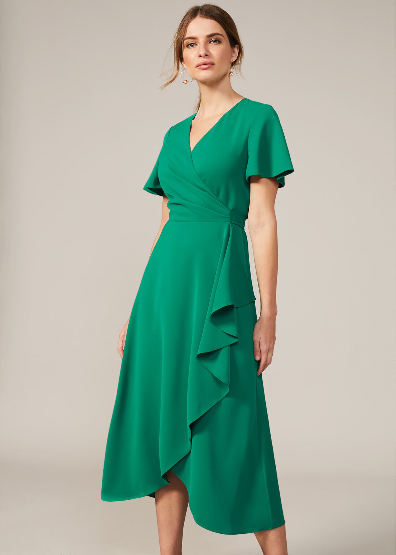 Princess Eugenie wows in festive emerald green dress in Portugal Princess Eugenie wows in festive emerald green dress in Portugal