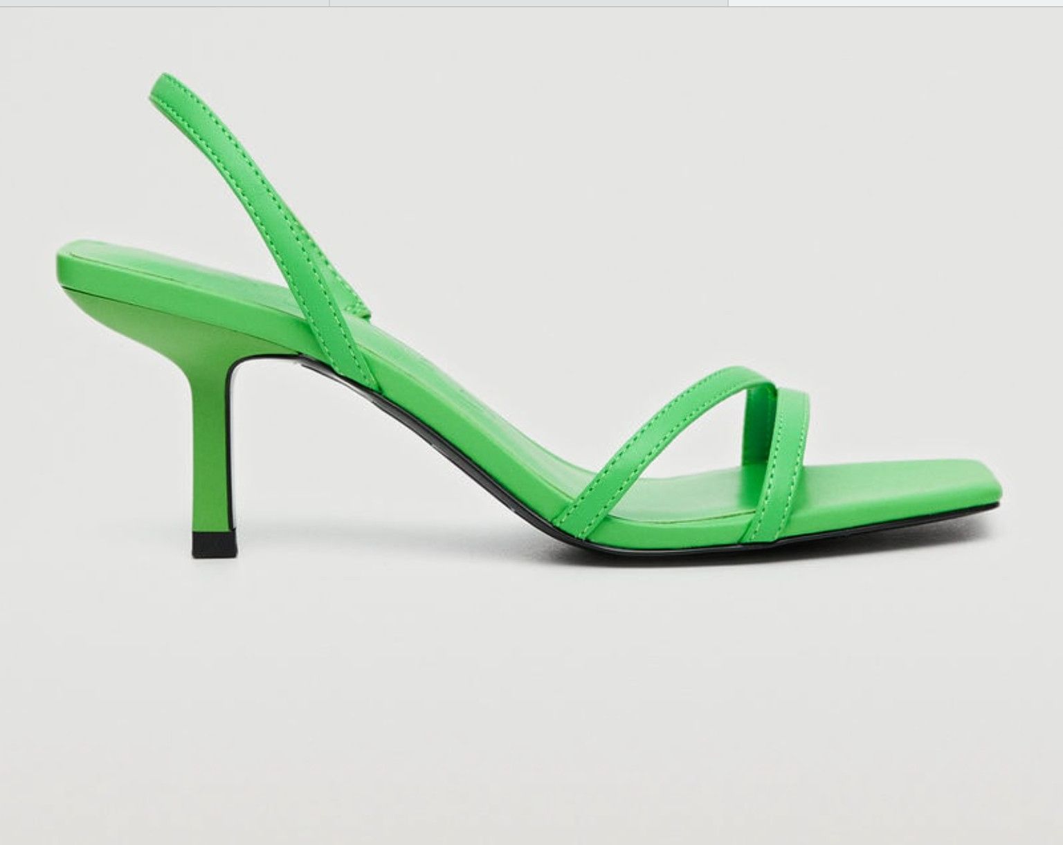 Scarpe Primavera 2022: quelle di Mango con il tacco da acquistare