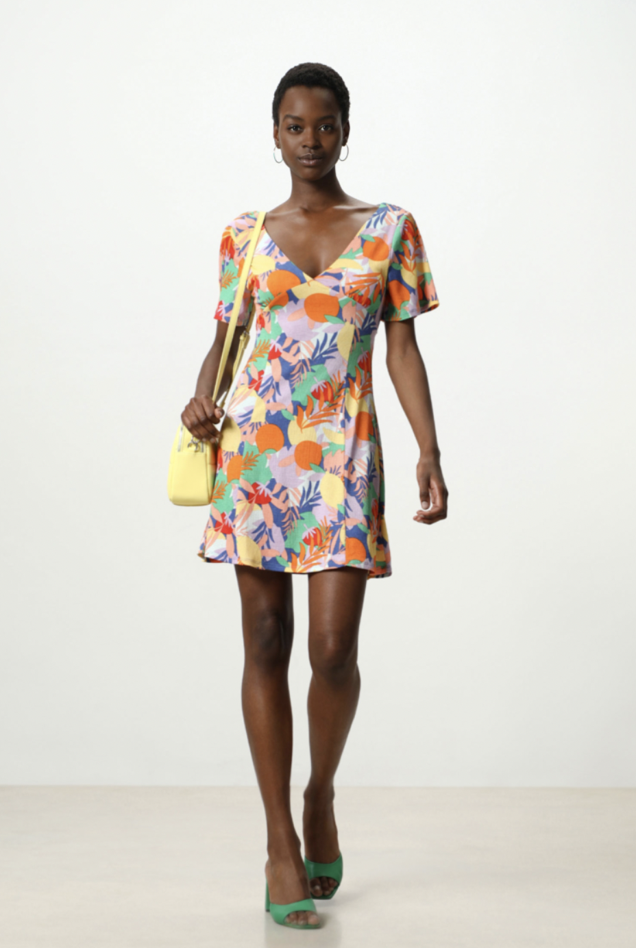 Vestido Corto Vestidos Lefties Mujer 2020 Stradivarius Vestidos De Fiesta  Cortos Lefties Vestidos Cortos De