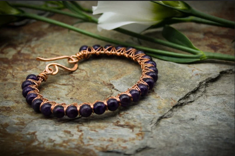 Best bracelet making kits for adults