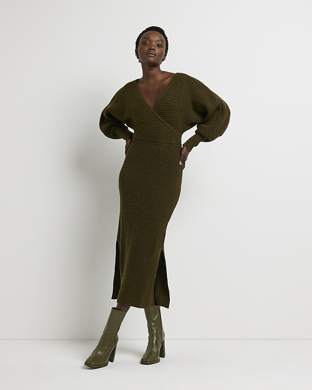 kate middleton knit dress Kate Middleton Wears $40 Green Knit Mango Dress
