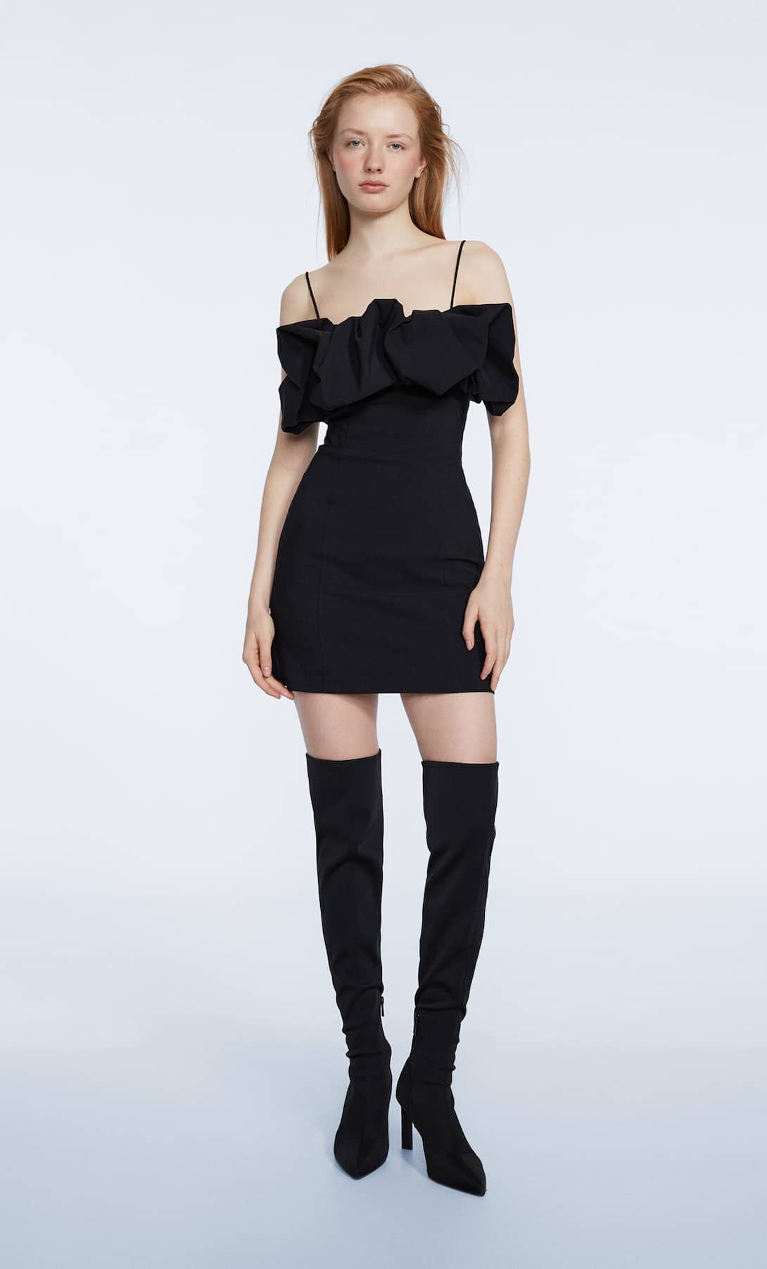 Vestido Negro Vestidos Cortos Stradivarius OtoÃ±o 2019 Fiesta - Main Image