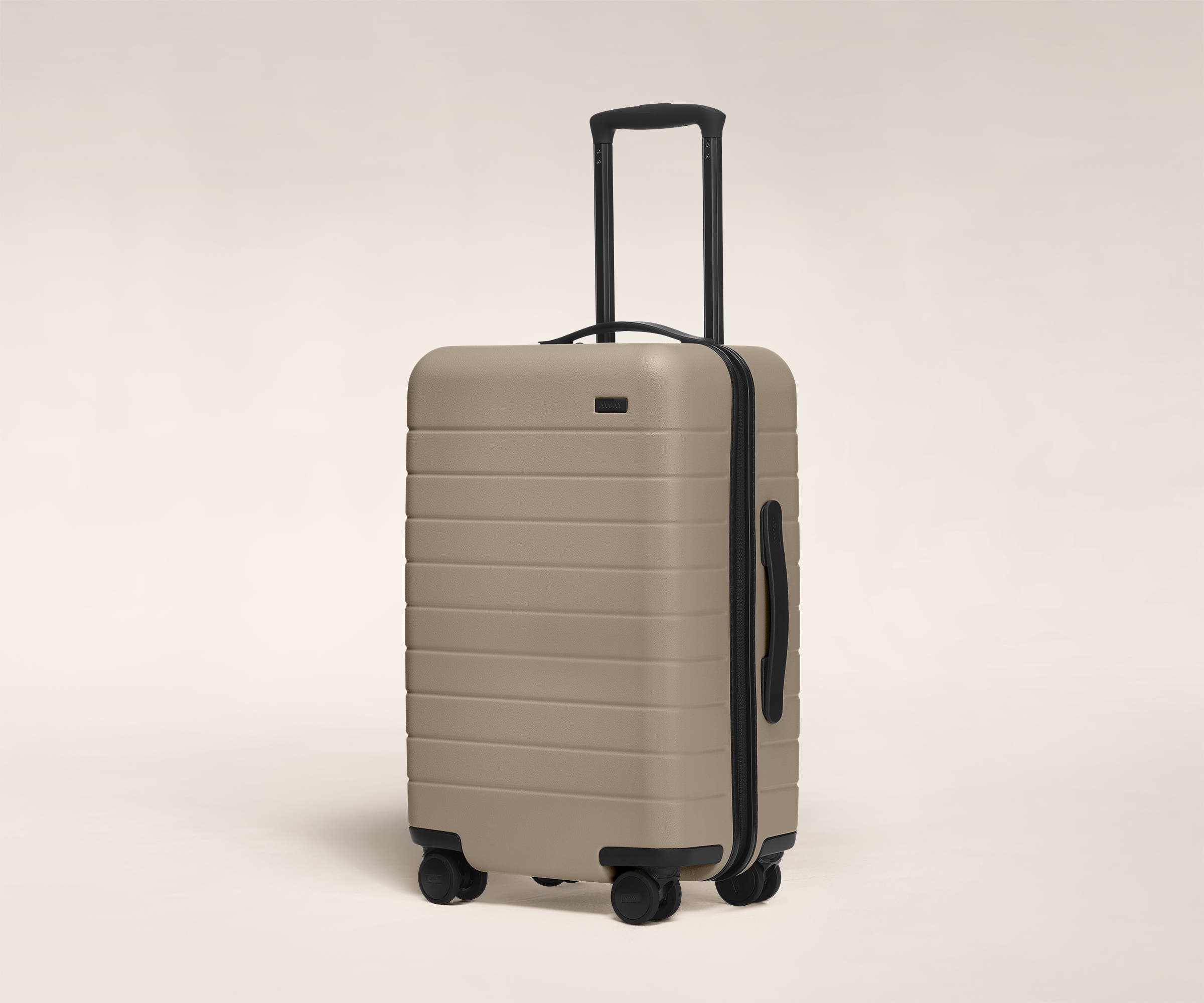 10 Best Luggage Pieces for International Travel 2024