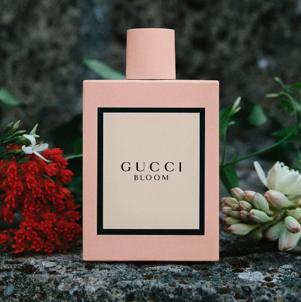 GUCCI Bloom Parfum | ICI PARIS XL