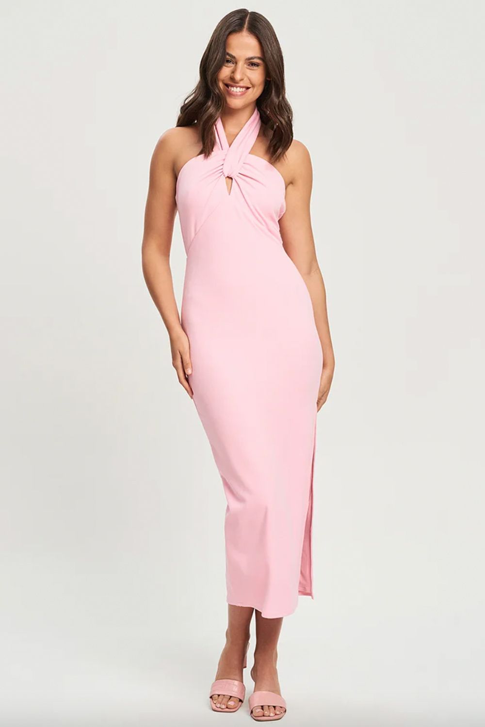 Vestidos de invitada con cuello 'halter