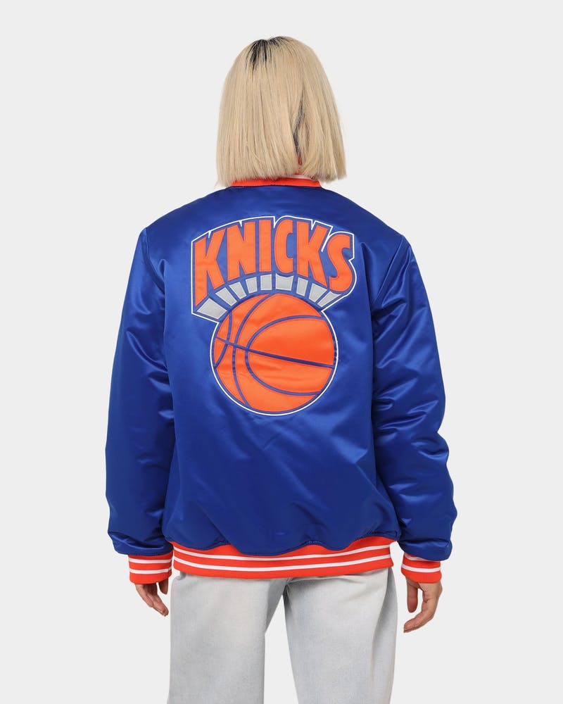 Madelyn Cline Attends a Knicks Game in a Bomber Jacket and Jeans
