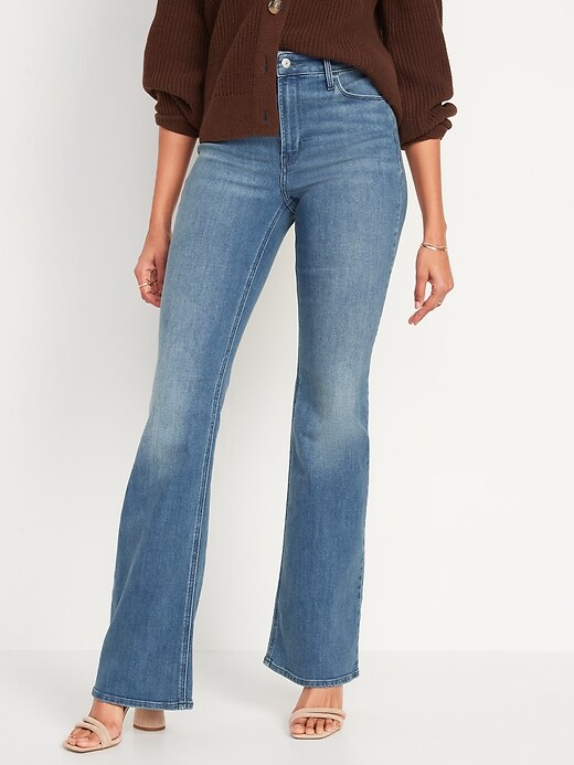 Best High-Rise Jeans for Women That Flatter All Body Types 2024