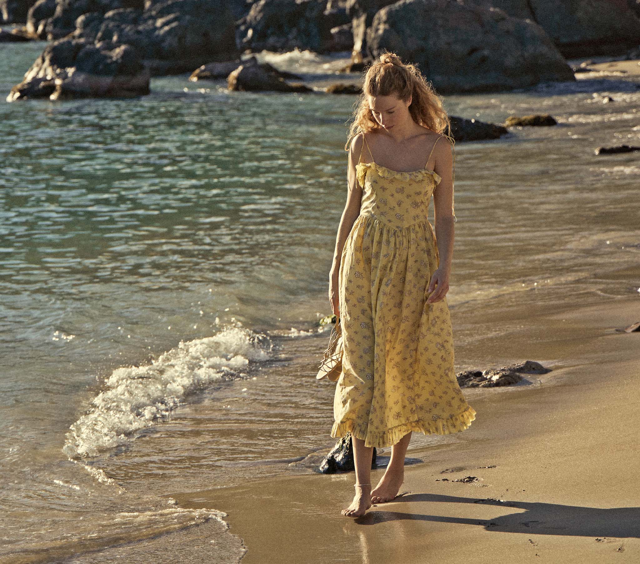 Doen Warehouse Sale 2023: 10 Doen Dresses, Blouses, and Shorts to Shop