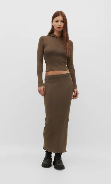 Outfit Falda Midi Punto Falda Midi Punto Stradivarius Stradivarius