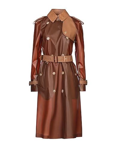 The Burberry trench: a complete