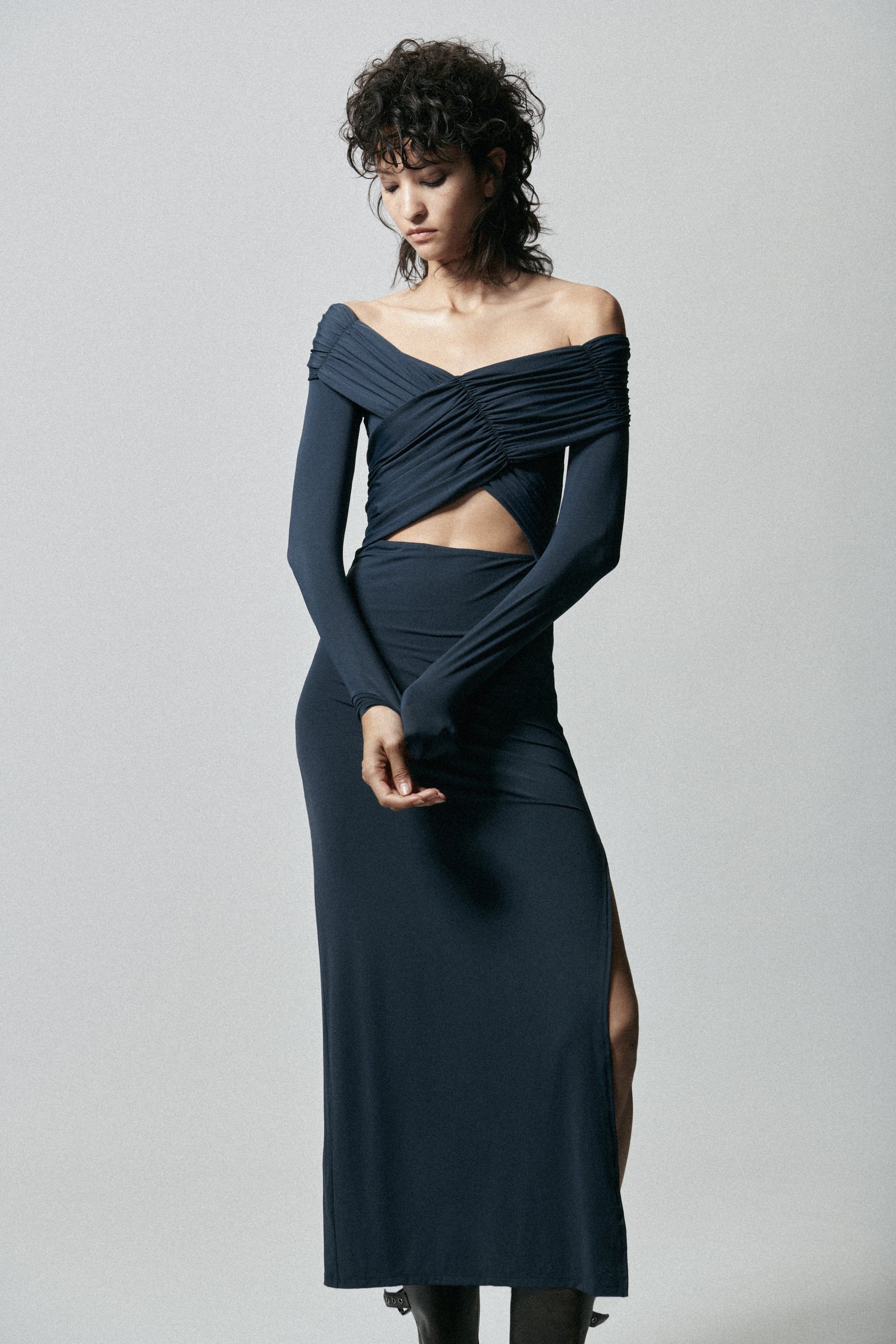 Tendencia Vestido Drapeado Zara Azul El Vestido De Invitada De