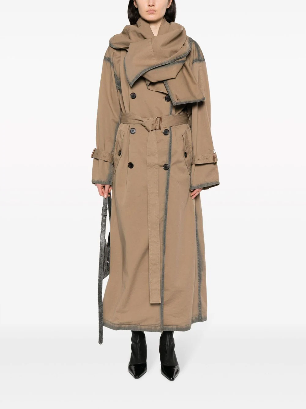 Cappotti Leggeri Moda Donna: trench particolari Autunno 2023