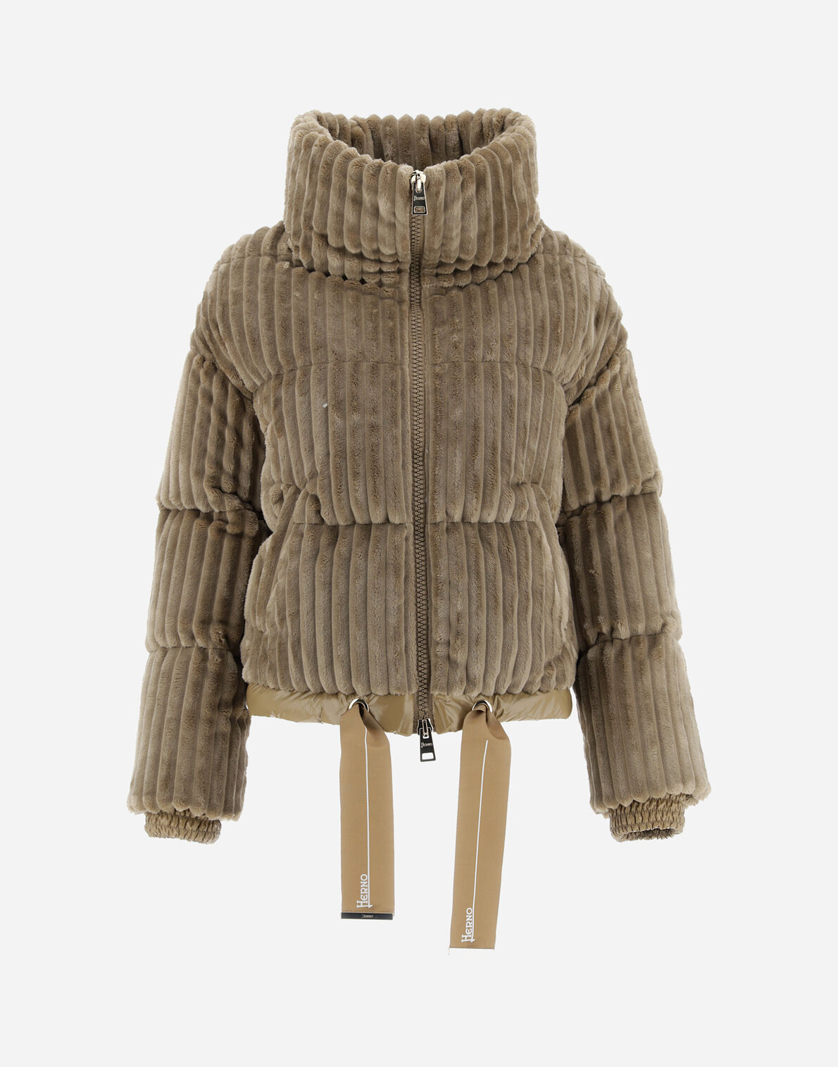 Piumini da montagna moda Inverno 2023: 10 modelli da comprare ora