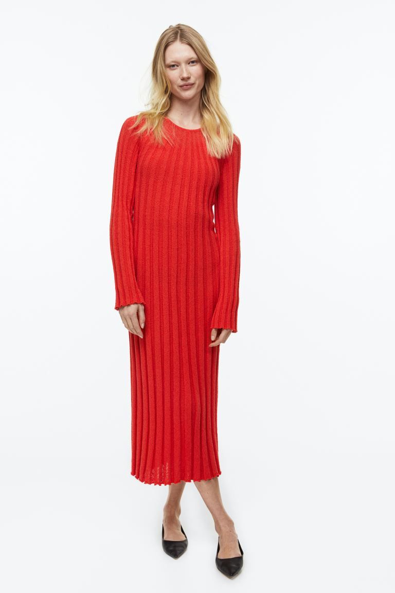 vestidos fluidos muy bonitos de Zara, Stradivarius o Pull Bear