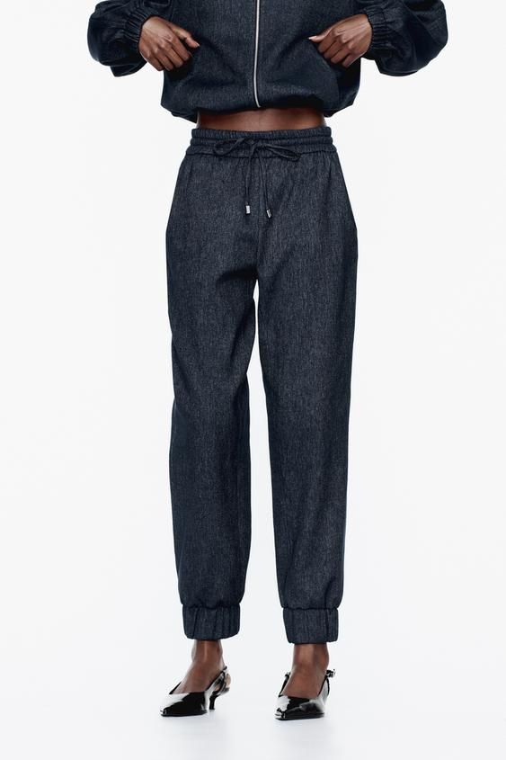 pantalones anchos de Zara, Stradivarius y Mango con efecto