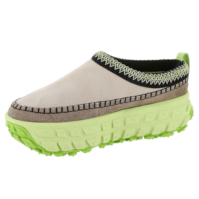 Barry Keoghan Sneaker Style: Nike, Axel Arigato, and Ugg Styles to