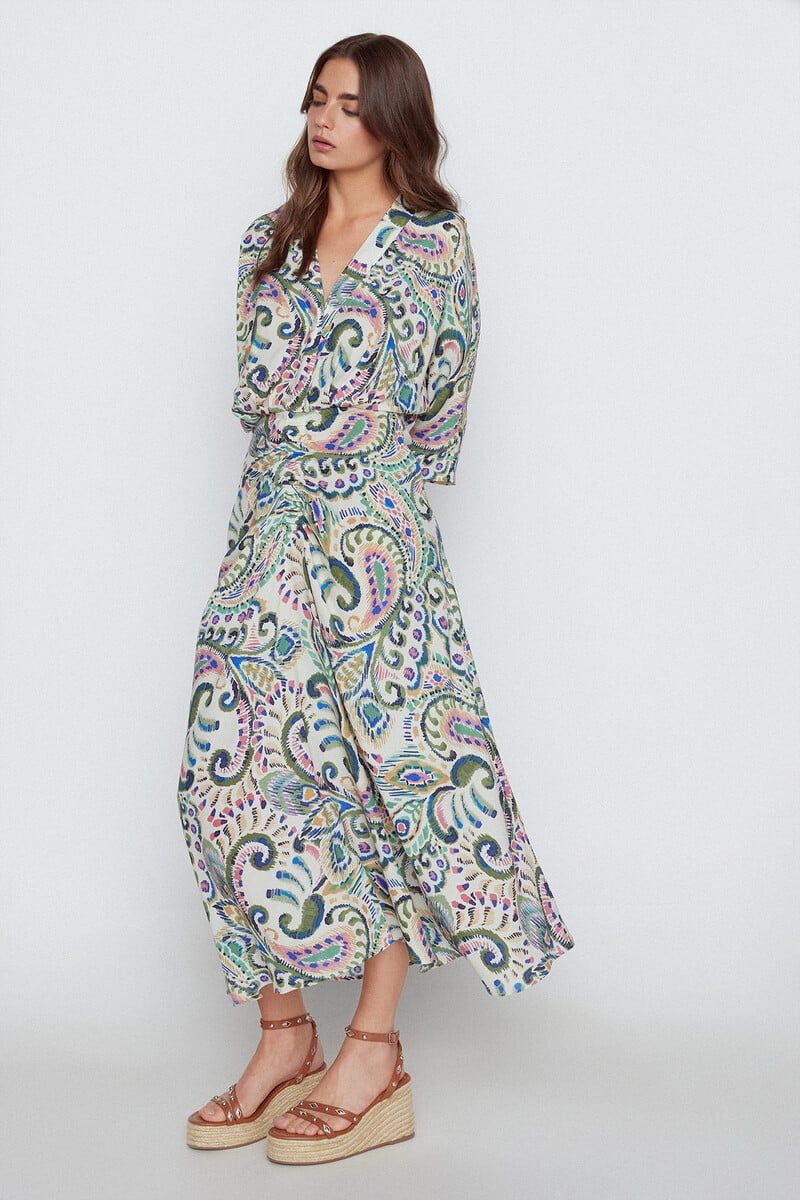 Sara Carbonero encuentra rebajado el vestido boho más bonito de la