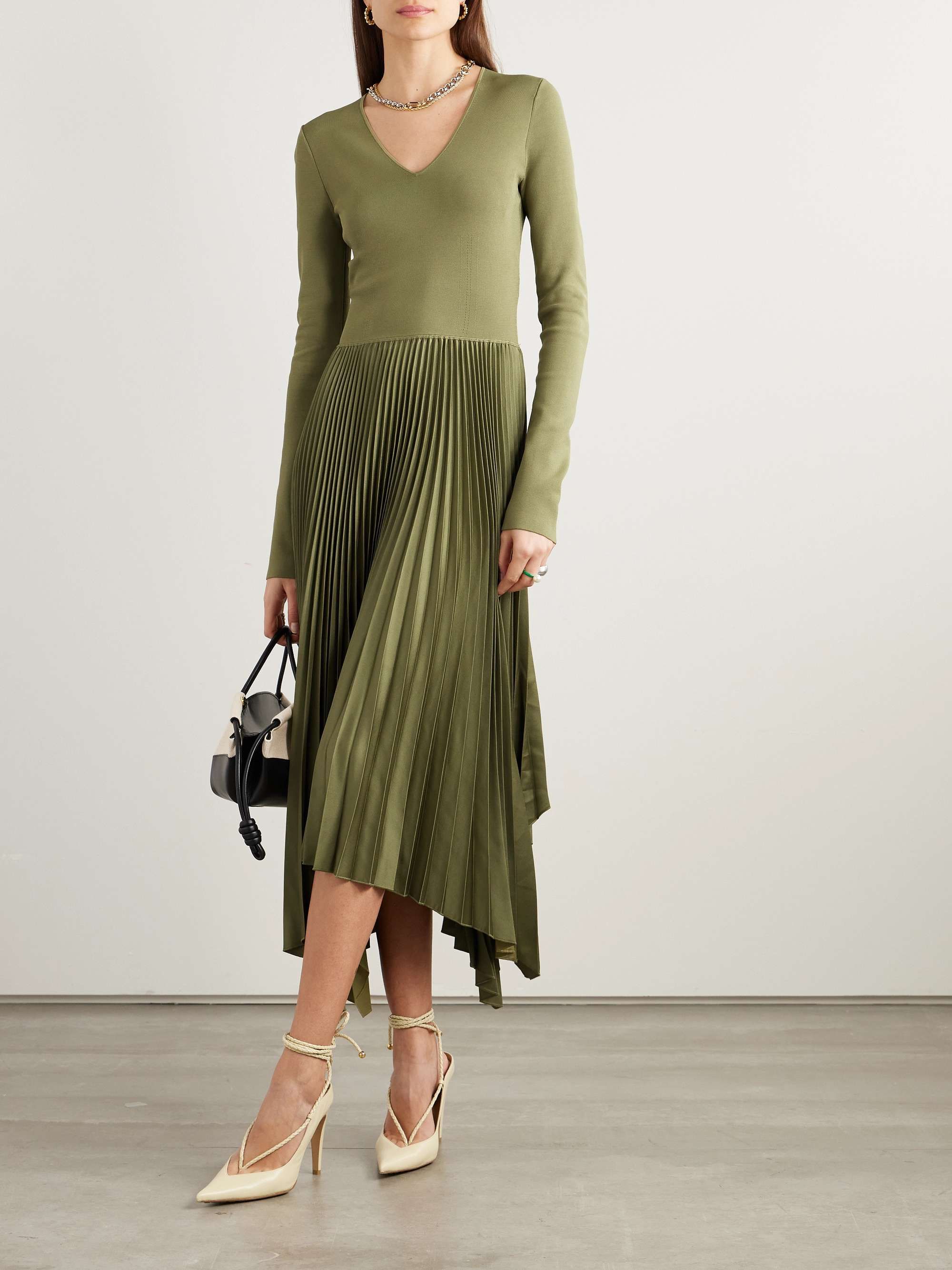 Princess Eugenie Wore an Olive Green Dress to Duke of Westminster's Wedding  - See Photos