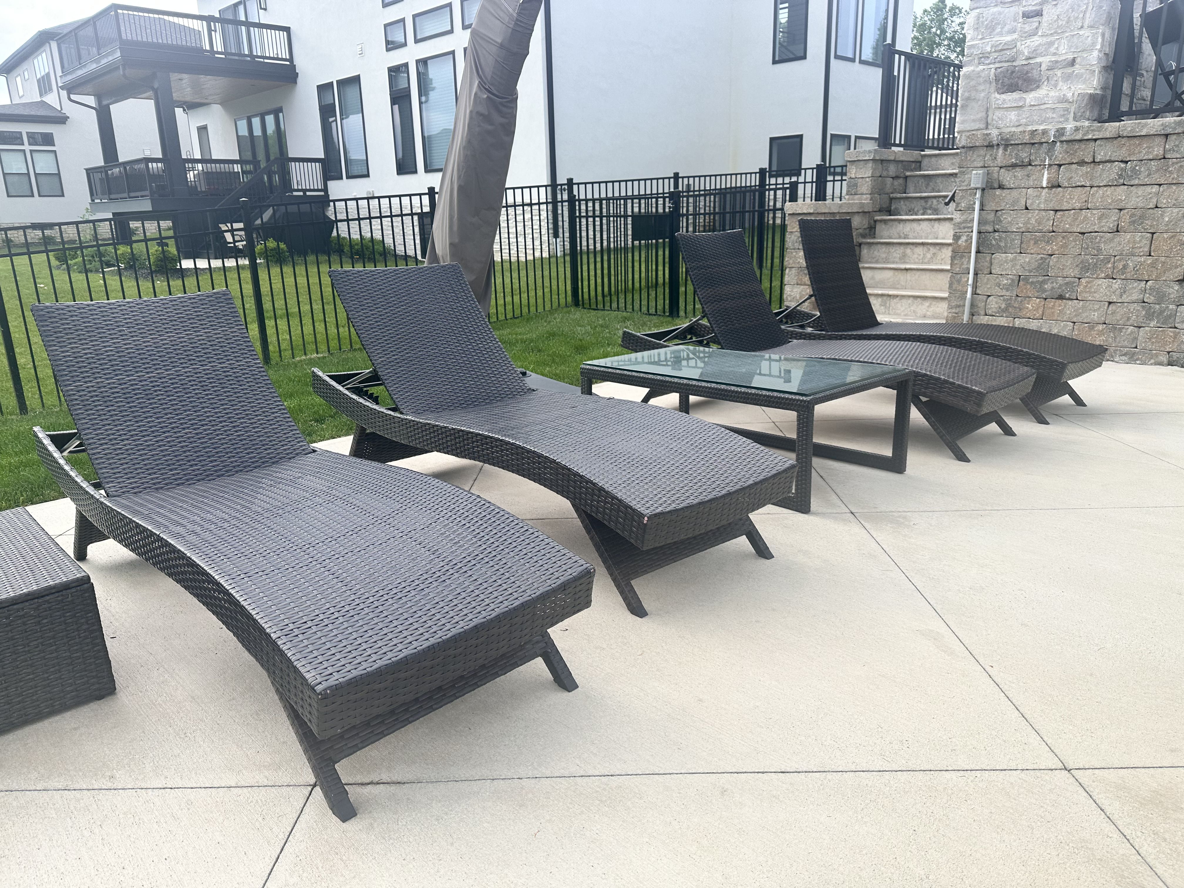 best rated outdoor lounge chairs