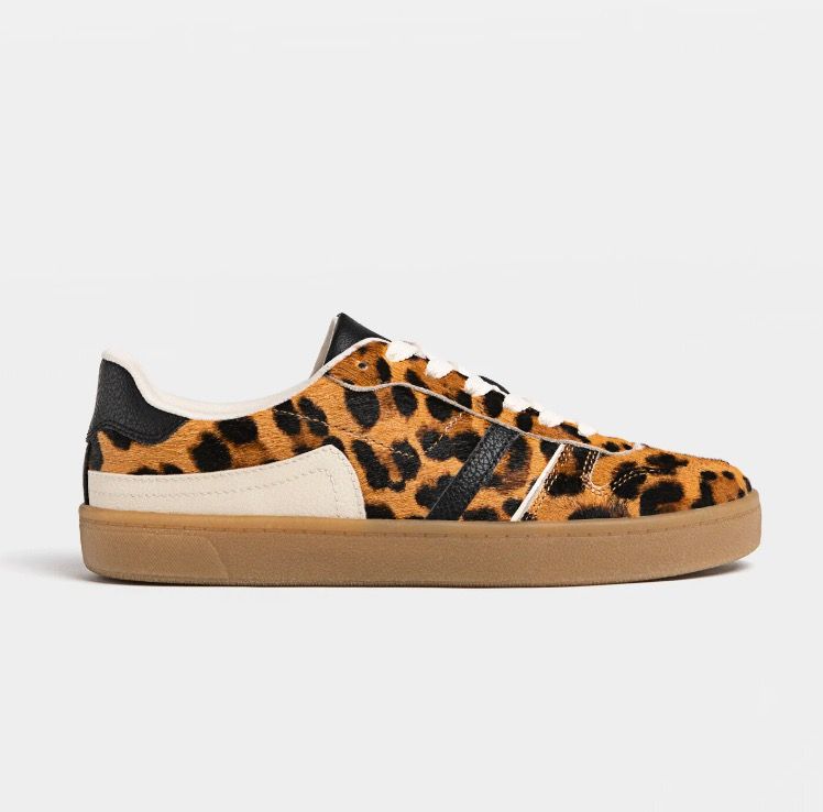 Combinar Zapatos Zapatillas Con Animal Print Stradivarius Repone