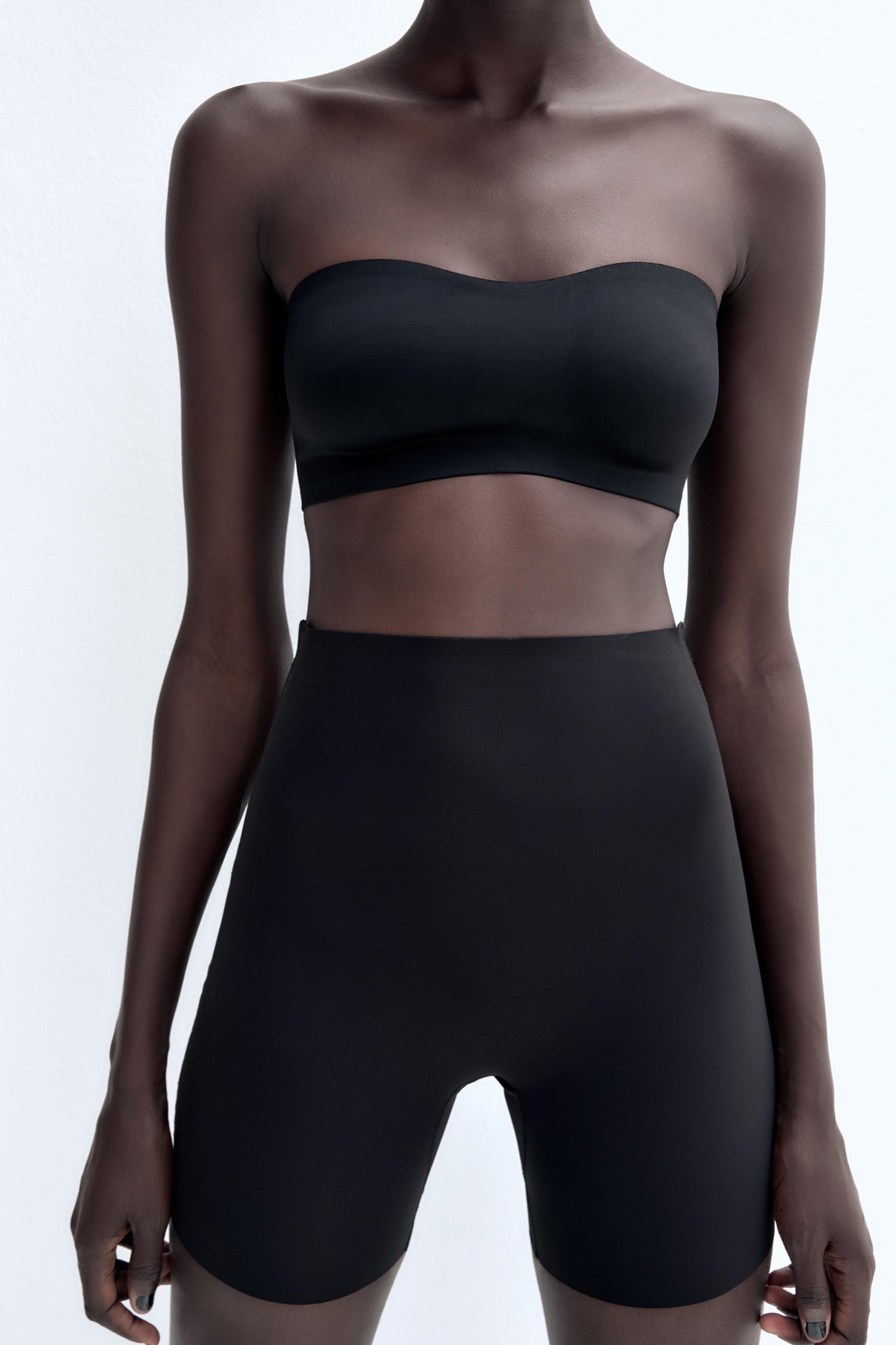 Zara tiene la faja moldeadora que consigue un efecto tipazo y