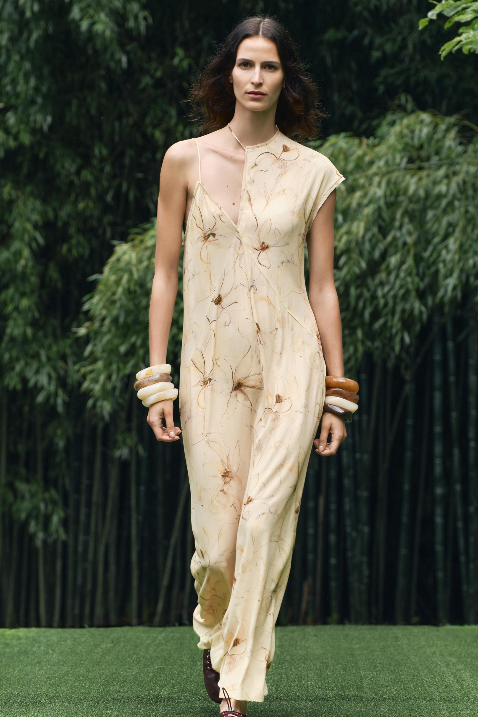 Zara Vestido Largo Bordado Suizo Vestidos, Tops Boho Y Vaqueros