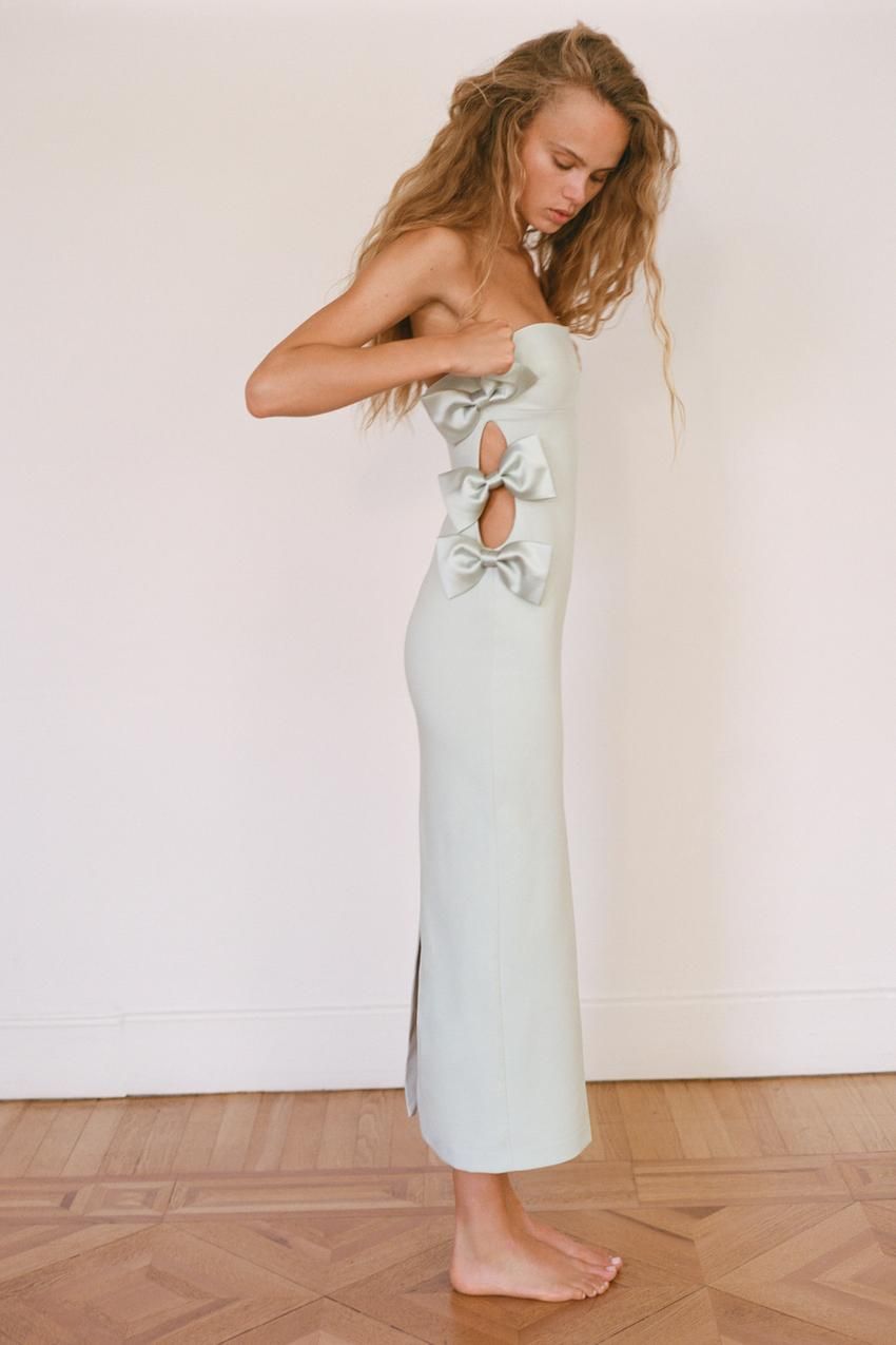 Zara lanza el vestido midi romántico que acaba de llegar y va a