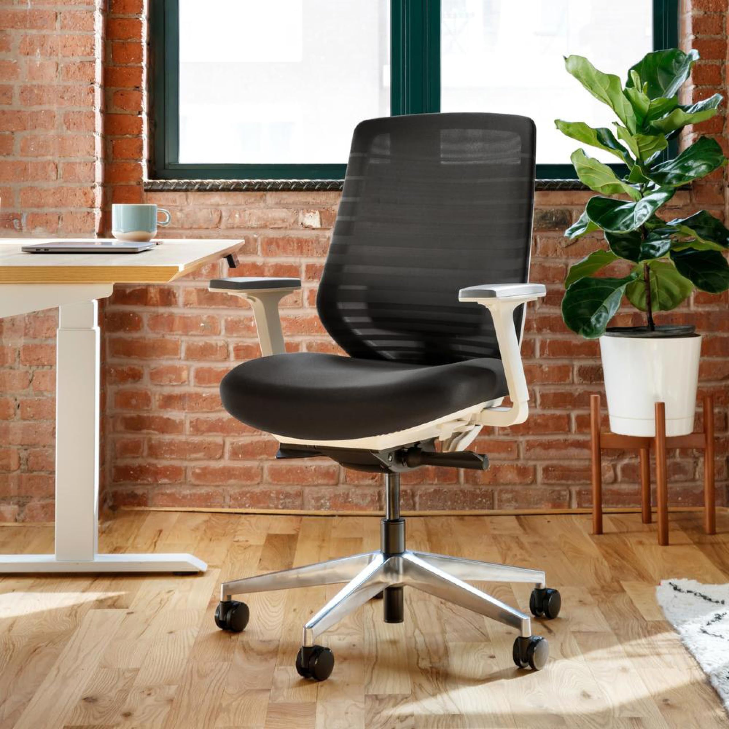 Branch Ergonomic Chair Review: This Desk Chair Fixed My Posture