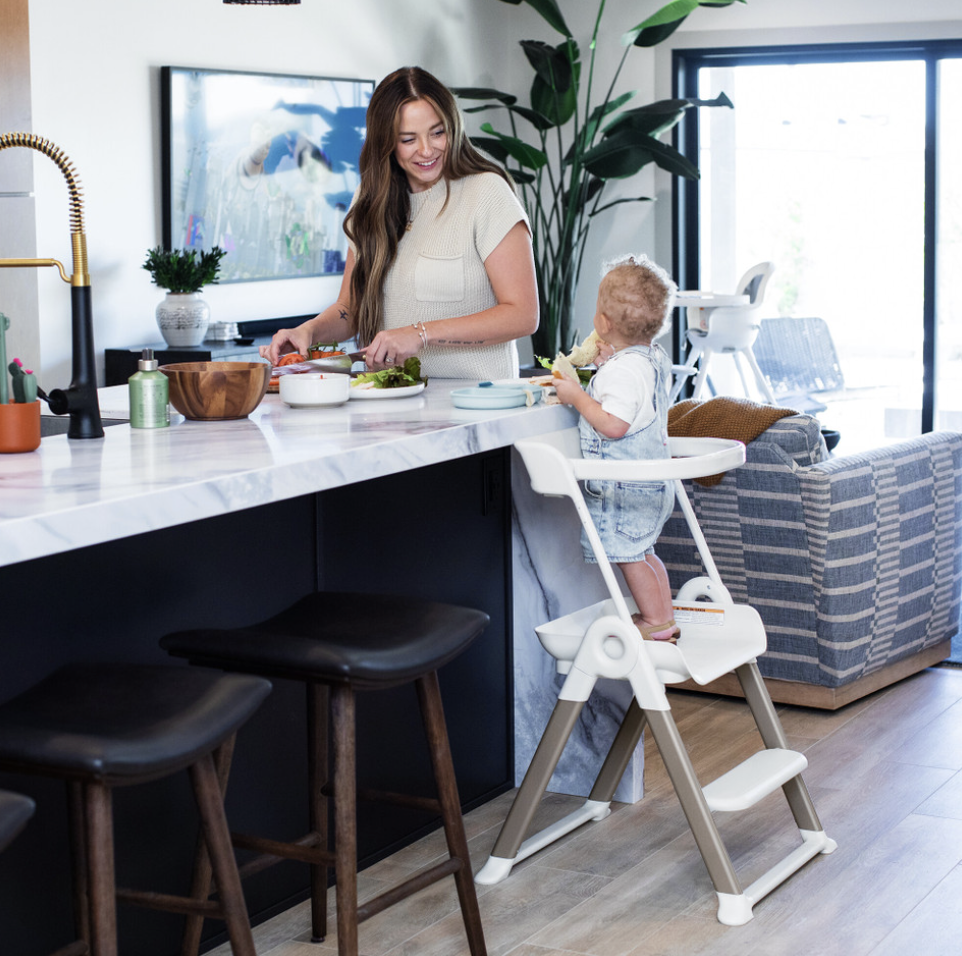 Best Learning Towers for Kids in the Kitchen