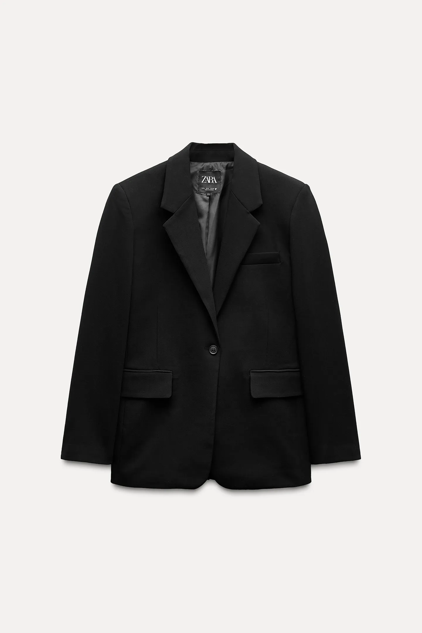 chaquetas 'oversize' de Zara, Stradivarius o Pull&Bear como la