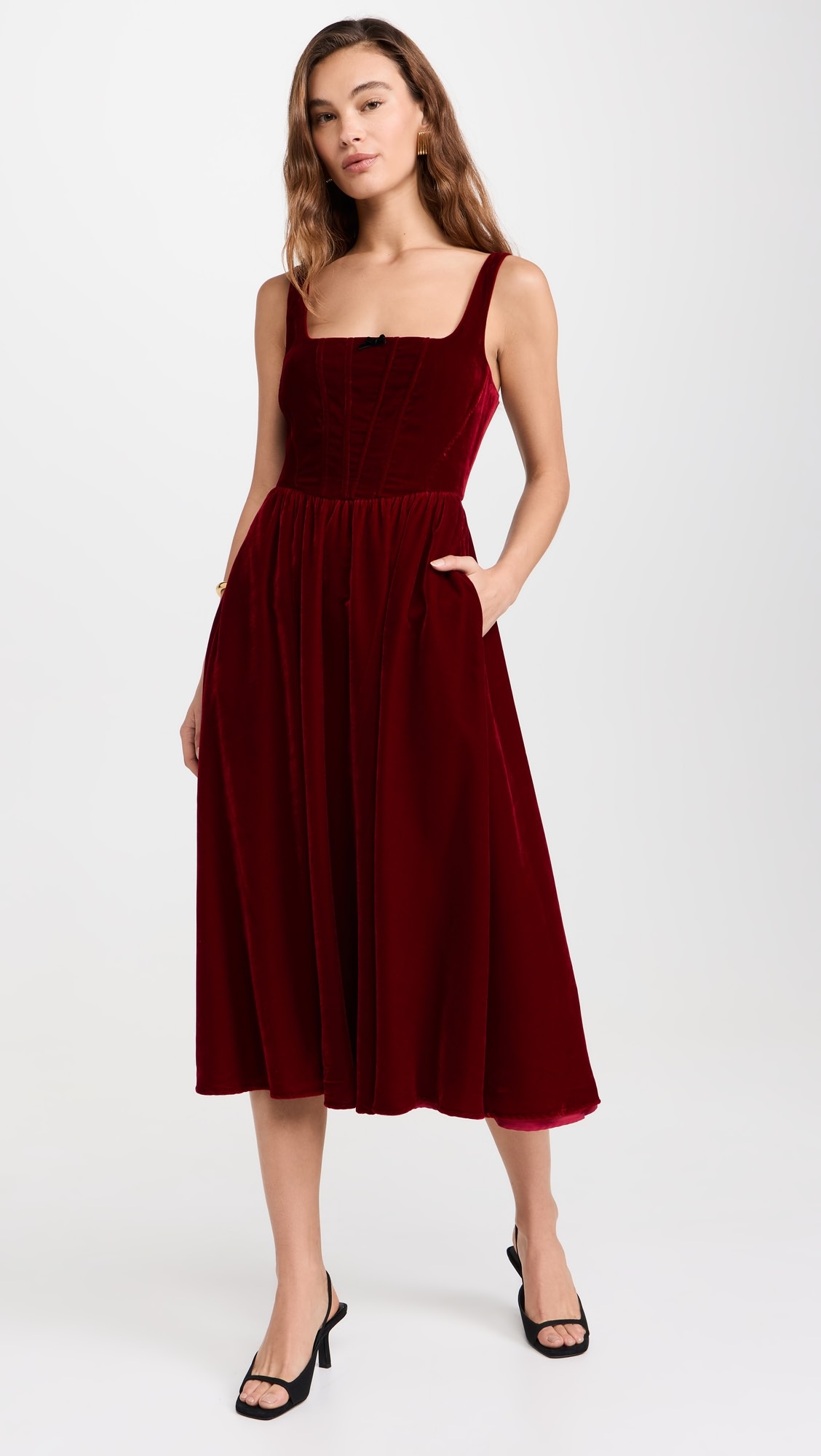 How to Steal Zendaya's Autumnal Date Night Look