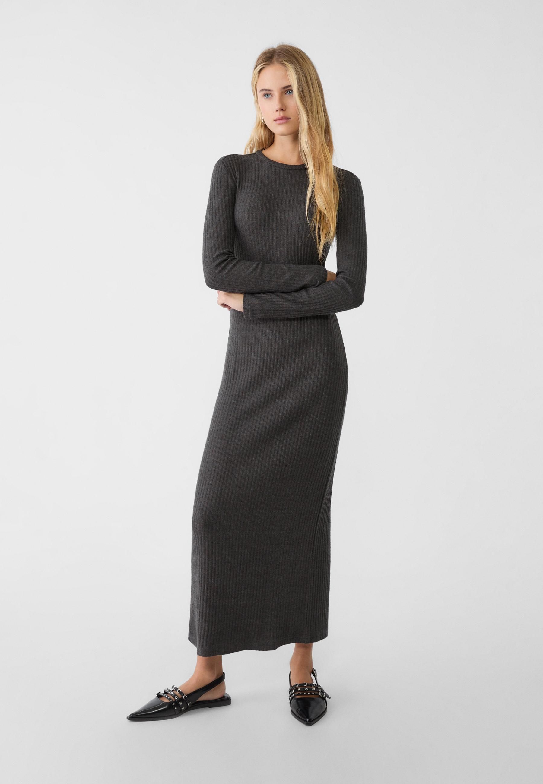 Cosmopolitan Vestidos De Stradivarius OtoÃ±o Invierno 2021