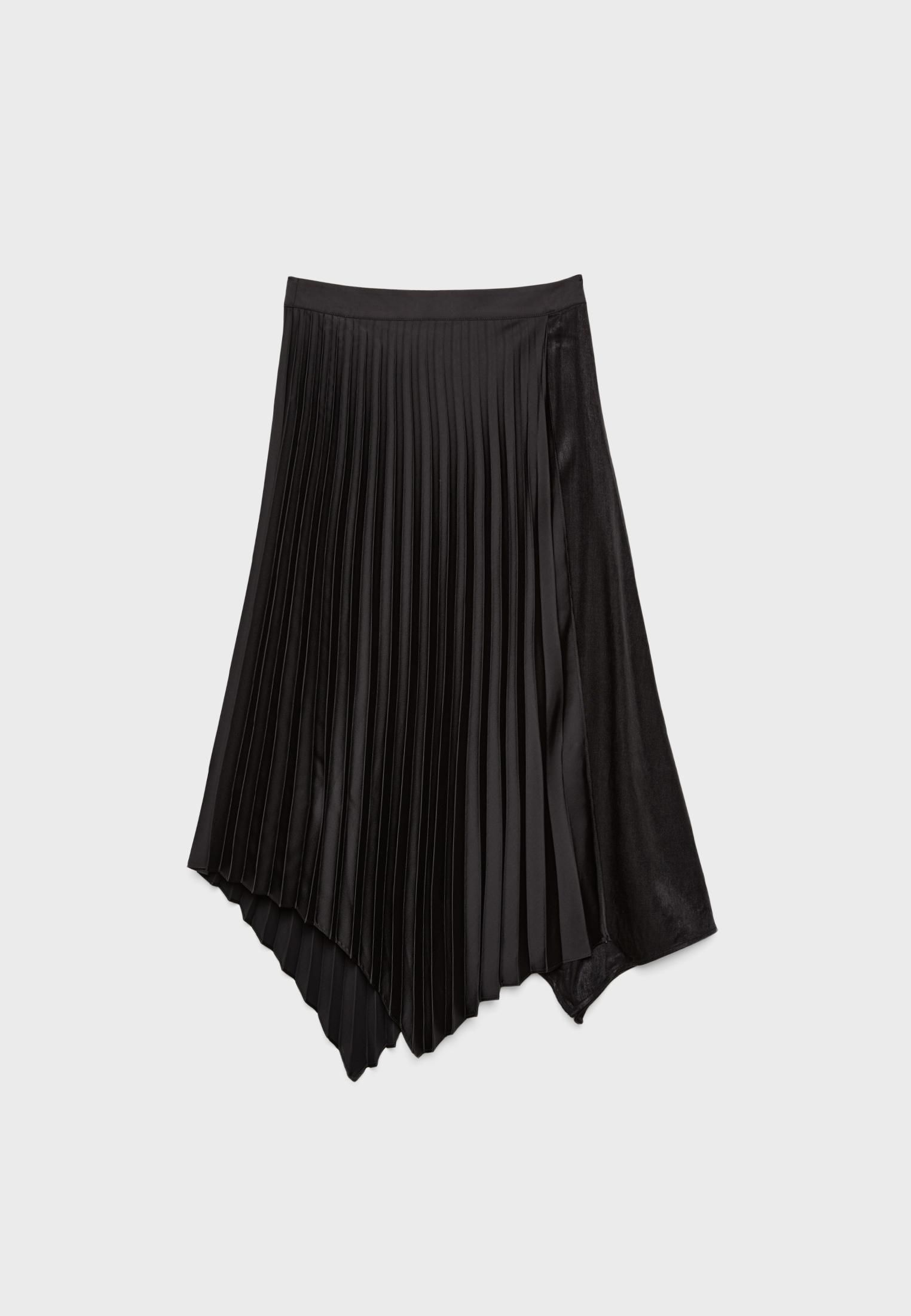 2022 stradivarius stradivarius falda plisada negra