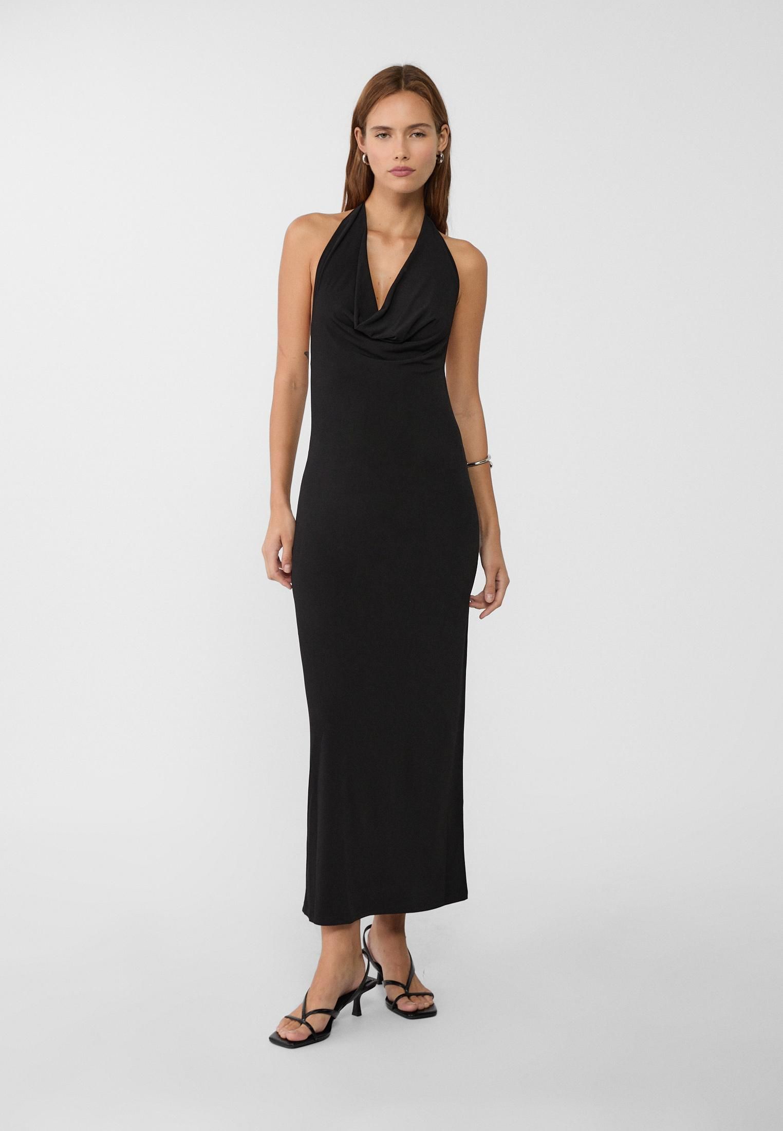 vestido midi negro stradivarius
