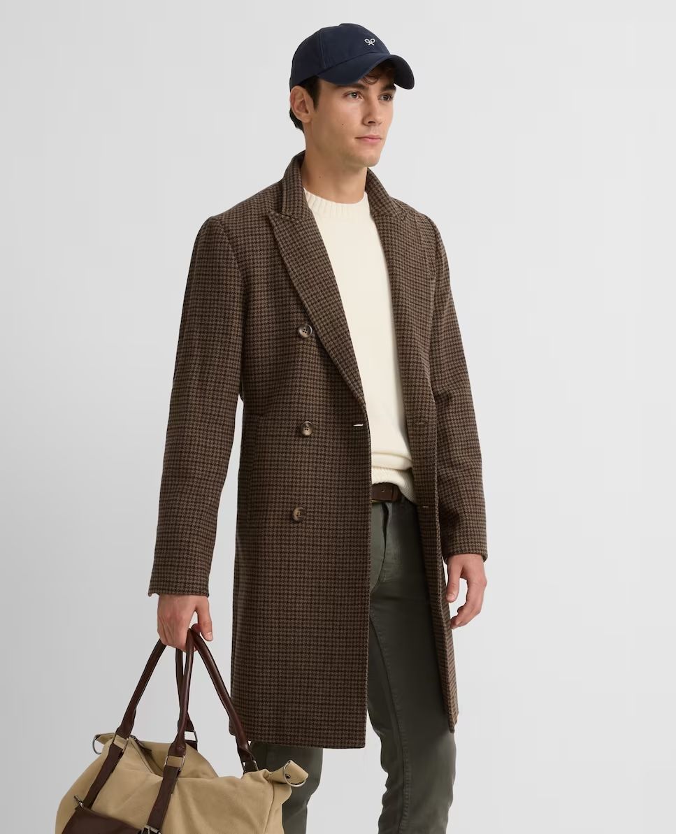 David Beckham y el abrigo marrón que los hombres más elegantes