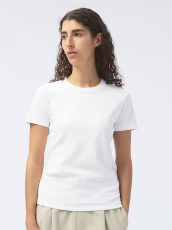 JAN zocht naar het beste witte T-shirt voor dames: favorieten